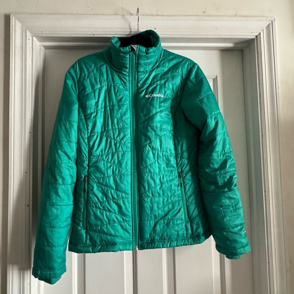 Columbia Women's Vibrant Green Puffer Jacket